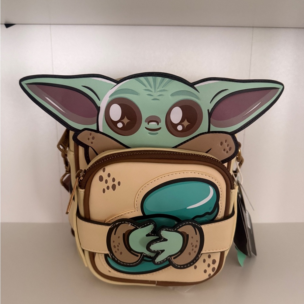 Loungefly Crossbuddy Bag. Grogu (baby Yoda) NWT